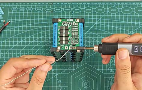 億(yi) 緯18650鋰電池定製5並3串製作12V鋰電池組,適用小型電器電源 億(yi) 緯18650鋰電池定製5並3串製作12V鋰電池組,適用小型電器電源
